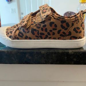Girls cheetah sneakers size 10